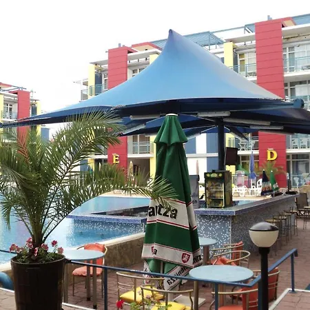 伊力特4号公寓 * 阳光海滩