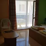 Apartment Elit 4 *