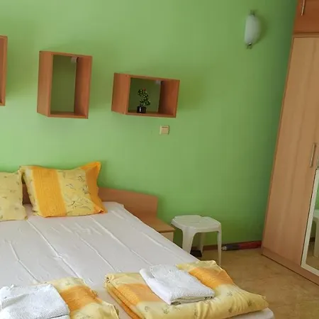 דירה Elit 4 Apartments