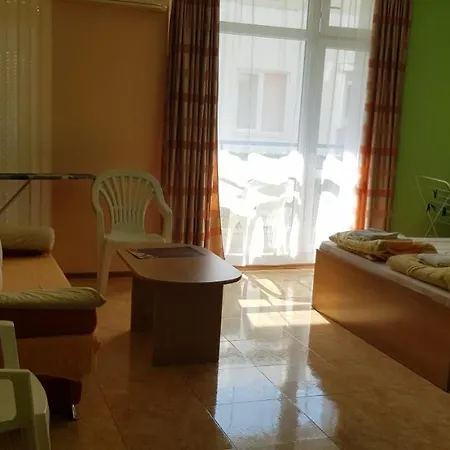 Elit 4 Apartment