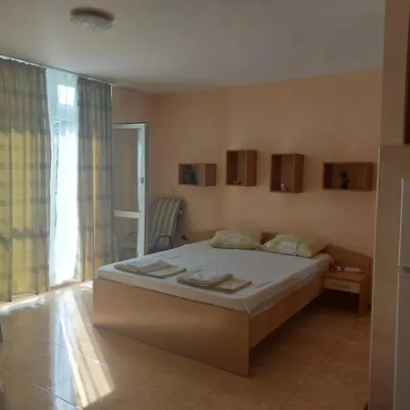 Elit 4 Apartment *
