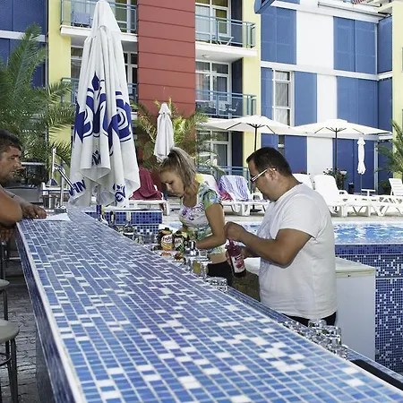 Elit 4 Apartments דירה