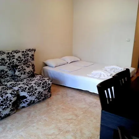 Elit 4 Apartments * סאני ביץ'