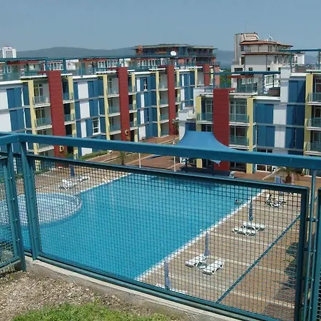 Elit 4 Apartment