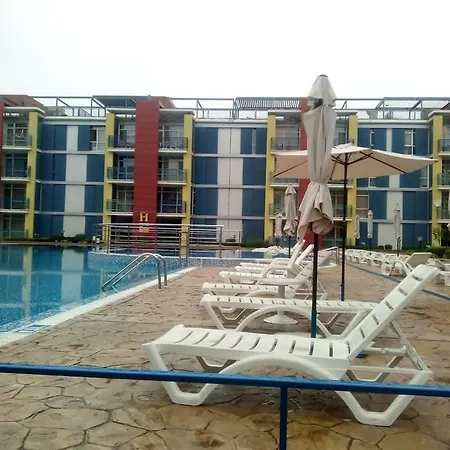 Elit 4 *