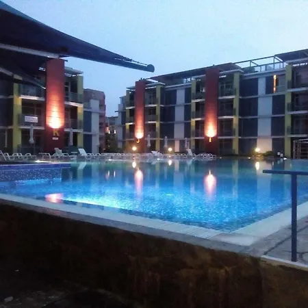 דירה Elit 4 Apartments